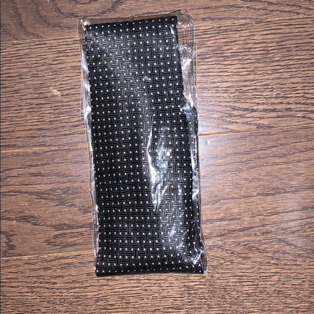 Neck tie